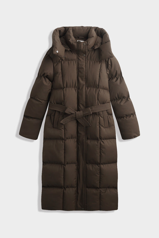 Lange Winterjacke mit Kapuze und Bindegürtel